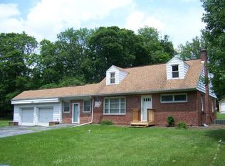 2029 Farmington Ave, Pottstown, PA 19464