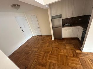 87-01 Midland Pkwy #3T, Jamaica, NY 11432