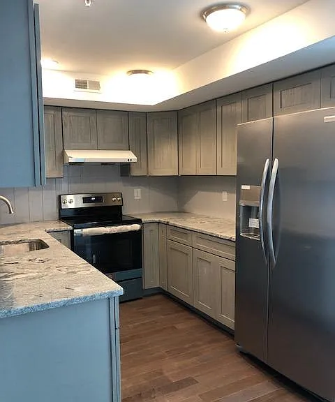 1011 S 11th St #3R — Photo 1