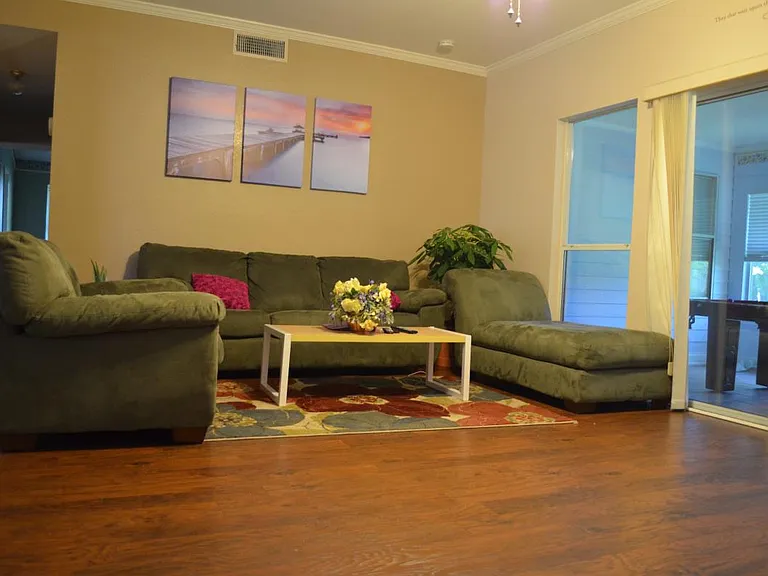 11004 Claywood Dr — Photo 12