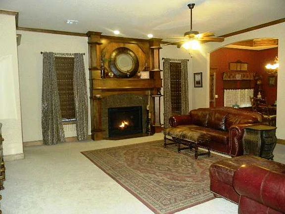 4th image of 13729 S Harvey Ave
