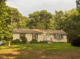 14535 Winchester Grade Rd, Berkeley Springs, WV 25411