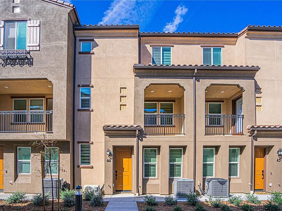 1st image of 2317 W Broadway Unit 44