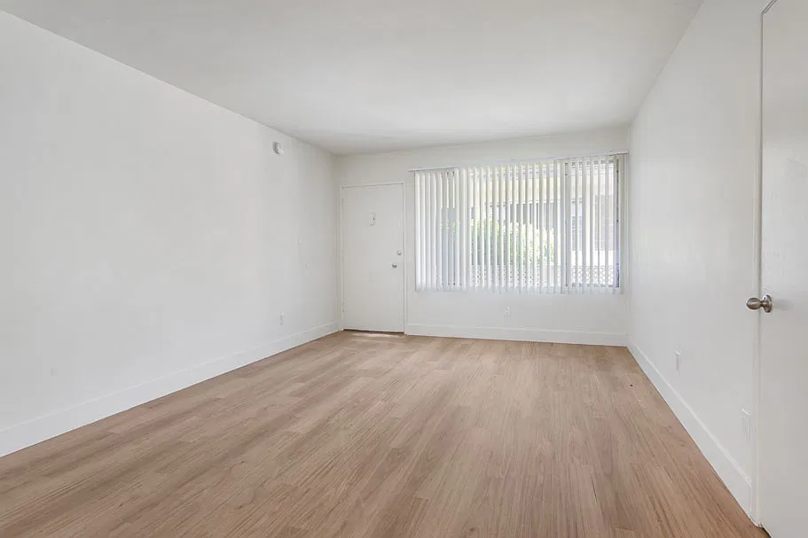 3451 Vinton Ave — Photo 1