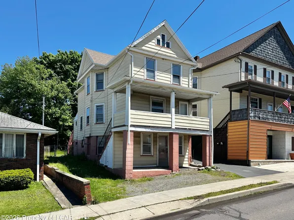 112 W Carey St, Plains, PA 18705