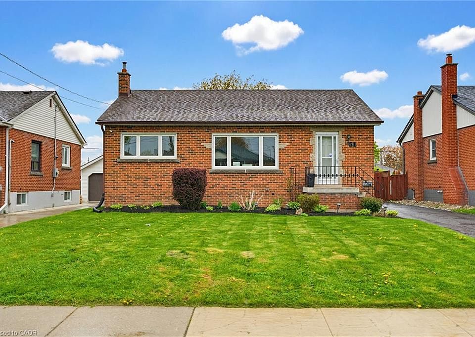 1st image of 51 Bromley Rd