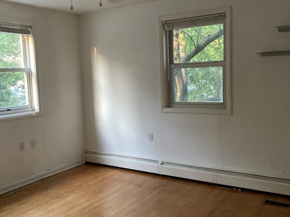 600 22nd St S APT 1, Arlington, VA 22202