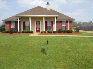 9891 Crooked Creek Blvd, Byram, MS 39272