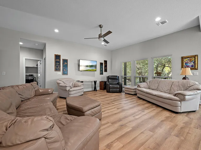 2503 Wilson Ave — Photo 27