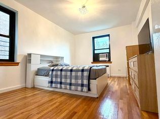 211-02 73rd Ave APT 4P, Oakland Gardens, NY 11364