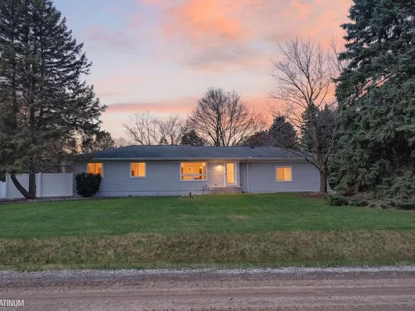 10516 Green Rd, Goodrich, MI 48438