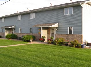 617 Hamel Rd, Medina, MN 55340