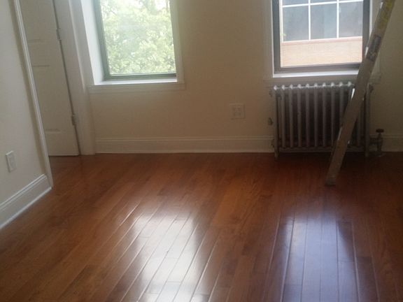 4th image of 3426 Steinway St APT 19