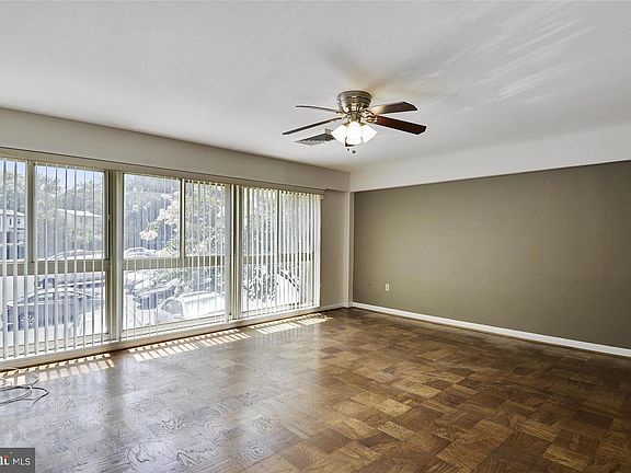 5th image of 4970 Battery Ln APT 107
