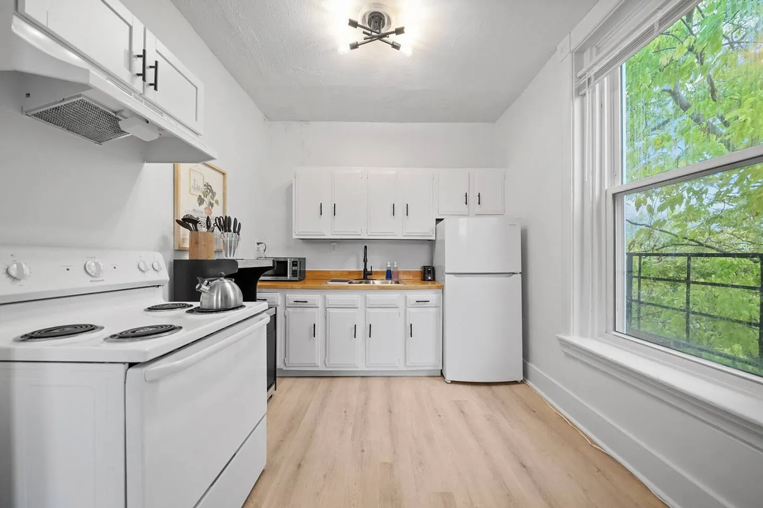 1 bed, 1.0 bath, 753 sqft, $1,103 — Photo 4