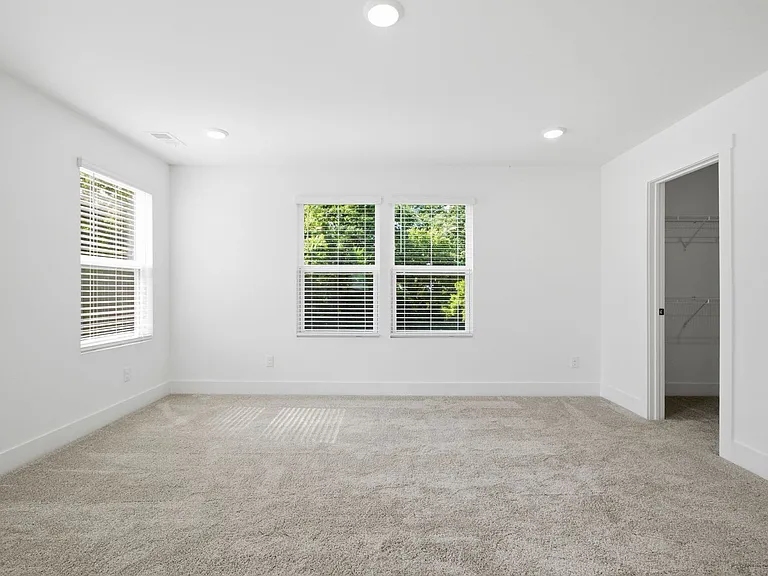 245 Rose Hannah Dr — Photo 18