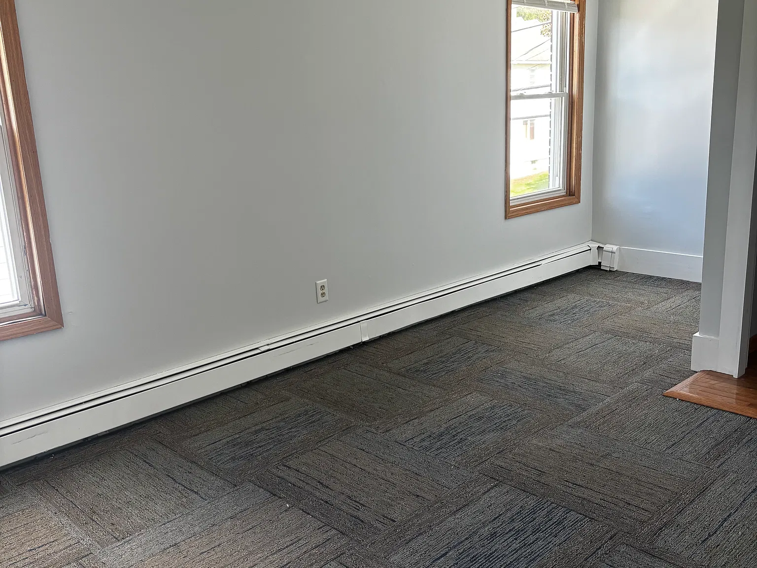 3 bed, $1,650 — Photo 2