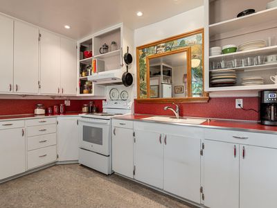 107 S 300 E, Kanab, UT, 84741