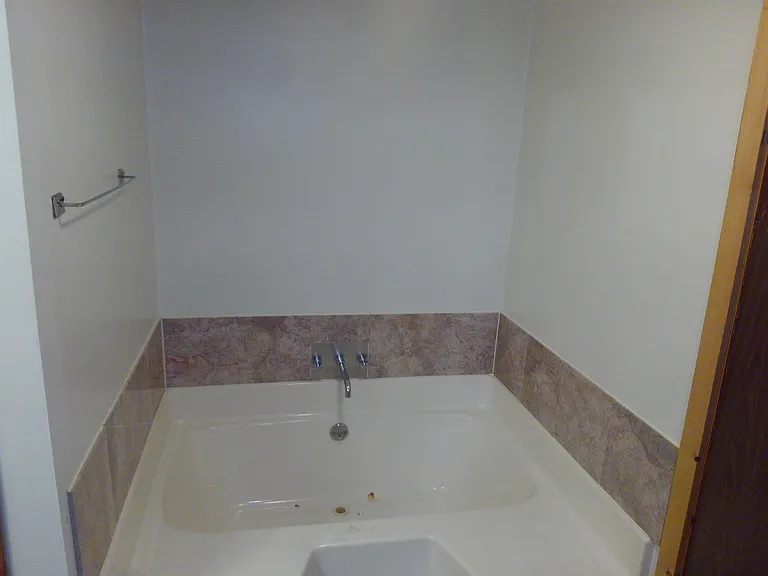 537 County Road 1600 N #33 — Photo 10