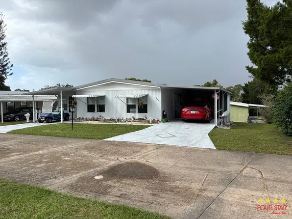 2469 Harcourt Ter, Orange City, FL 32763