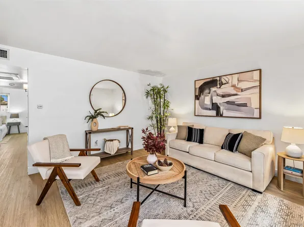 1030 Robinson Ave Unit 215, San Diego, CA 92103