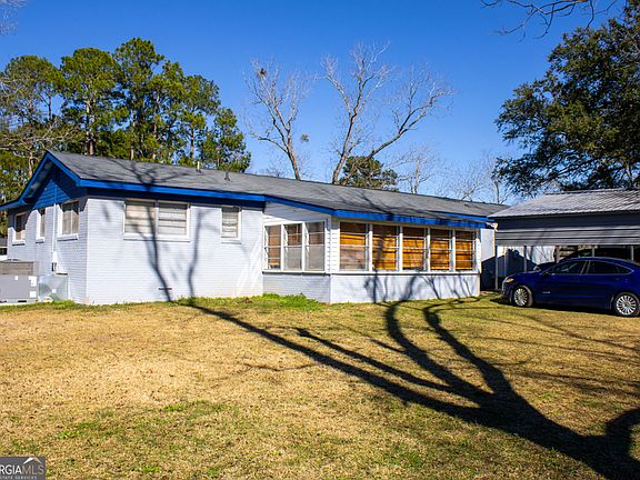 4th image of 3108 Leggett Dr