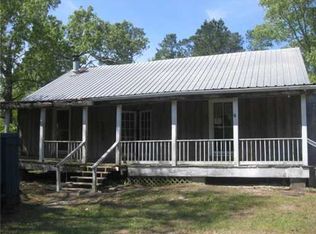 8420 Cuevas Town Rd, Picayune, MS 39466