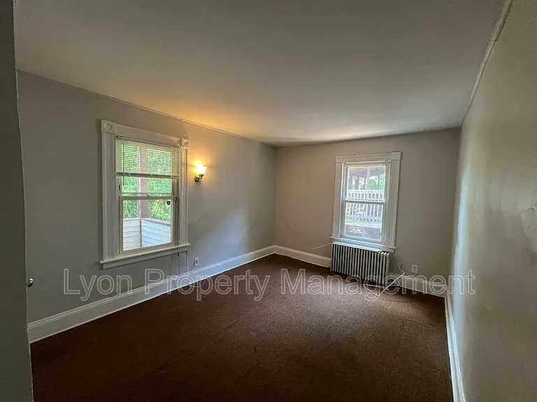11 E Lawlor St #2 — Photo 5