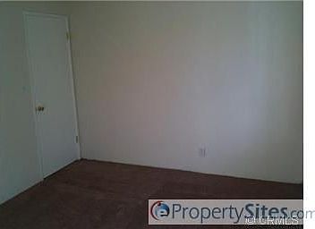 4th image of 8918 Warvale St