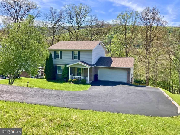 10907 Thornwood Dr NW, Lavale, MD 21502