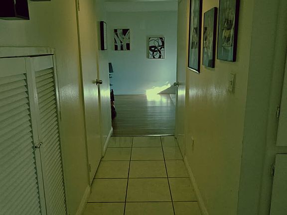 5th image of 1370 Hialeah Dr