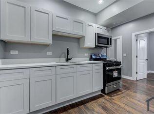 5758 S Emerald Ave #1, Chicago, IL 60621
