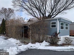 5 Green Acres Trailer Ct, Lebanon, PA 17046