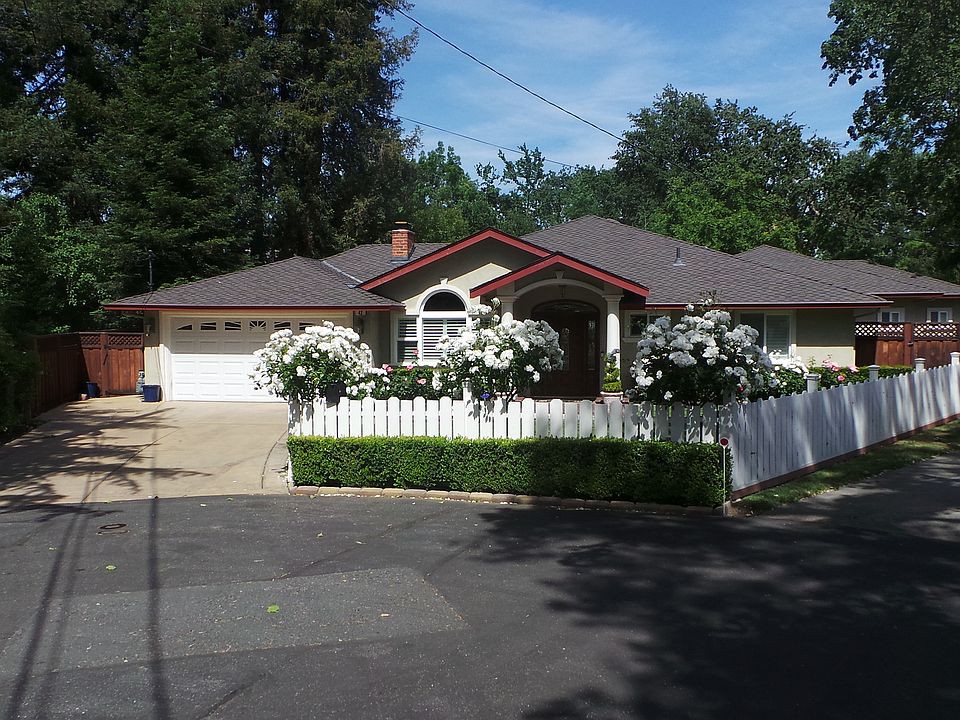 2nd image of 42 Mary Ct
