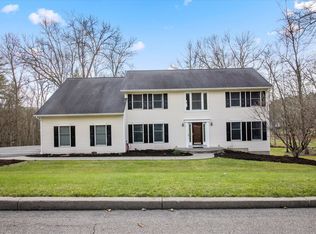15 Hemlock Ln, Binghamton, NY 13901