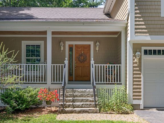 2nd image of 132 Pheasant Hill Drive