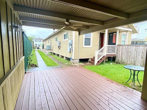 3rd image of 5531 Rosemary Pl