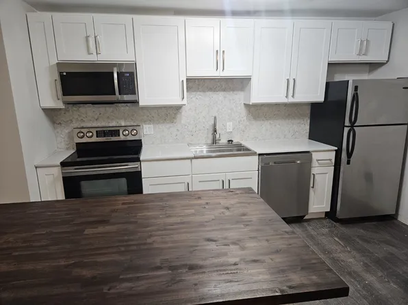 2127 S 12th St #B, Saint Louis, MO 63104