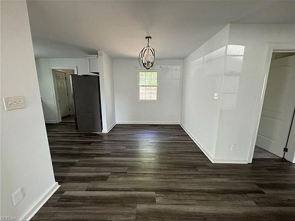 4th image of 2006 Camden Ave