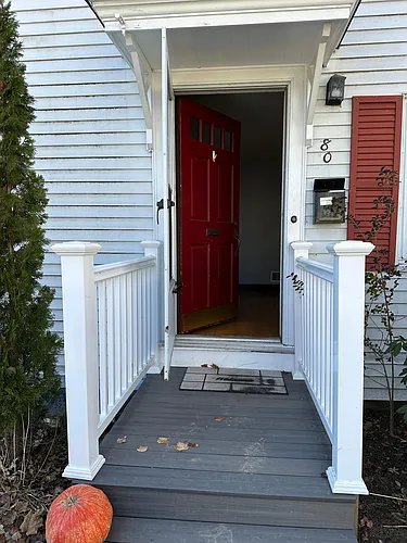 80 Merrow St Photo 1