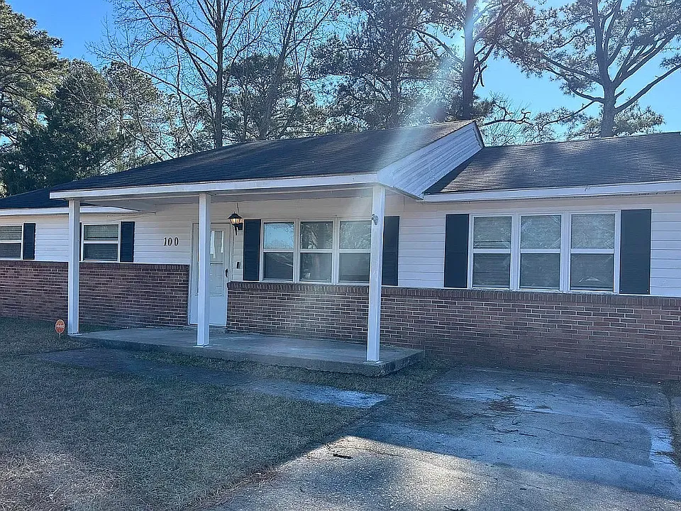 100 S Glen Ct