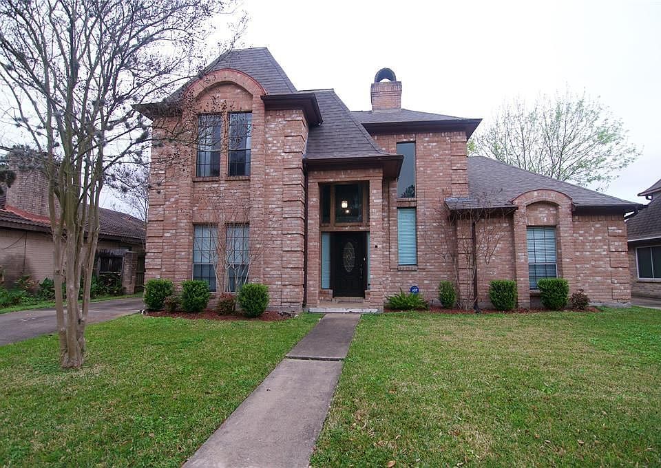 1st image of 2807 Stoney Wood Dr