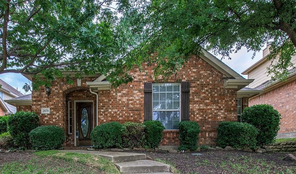 1st image of 2070 Garden Crest Dr