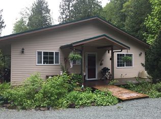 585 Summit Pl, Sedro Woolley, WA 98284