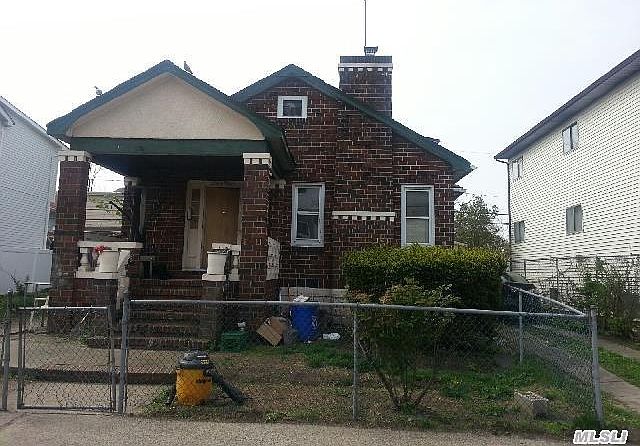 1st image of 48 E Pine St