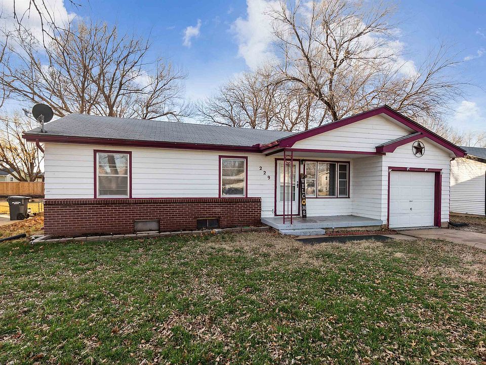 229 S Western Ave, Haysville, KS 67060 | Zillow