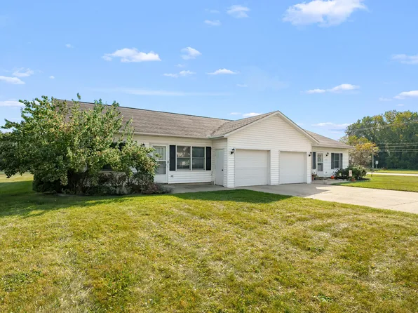 5792 Celery St, Kalamazoo, MI 49048