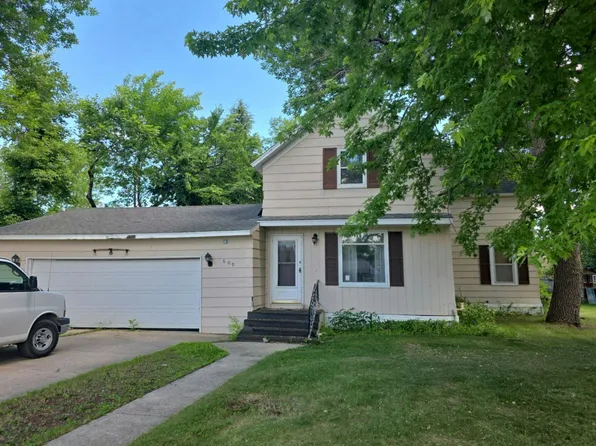 609 Oak St, Lisbon, ND 58054
