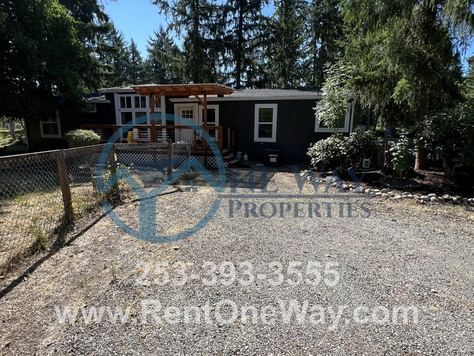4 bed, 1620 sqft, $2,795 — Photo 2