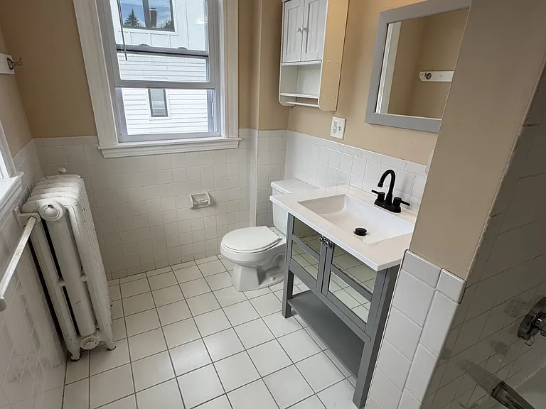 249A Foster St #1 — Photo 10